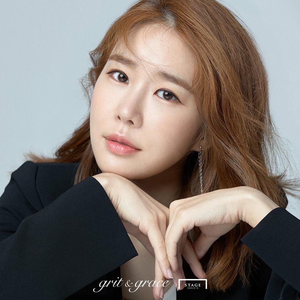 ยูอินนา (Yoo In Na) – ดาราเกาหลี