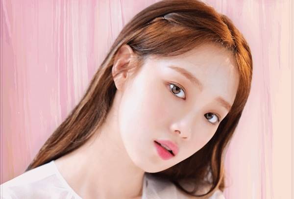 อีซองคยอง (Lee Sung Kyung)
