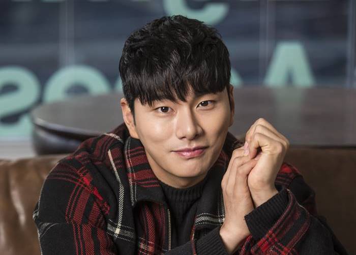 อียีคยอง (Lee Yi Kyung) ประวัติดาราเกาหลี