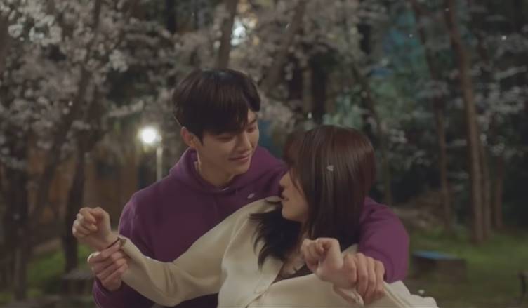 ฮันโซฮี(Han So Hee) สนใจคำพูดและการกระทำของซงคัง(Song Kang) ใน“Nevertheless”