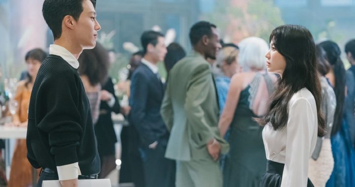 จางกียง(Jang Ki Yong) และซงฮเยคโย(Song Hye Kyo) สร้างคู่รักที่น่าทึ่งในขณะที่มองตากันในละครโรแมนติกเรื่องใหม่