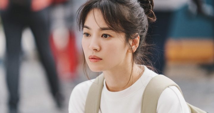 ซงฮเยคโย(Song Hye Kyo) เป็นนักเรียนที่น่าหลงใหลในต่างประเทศสำหรับละครเรื่อง “Now We Are Breaking Up”