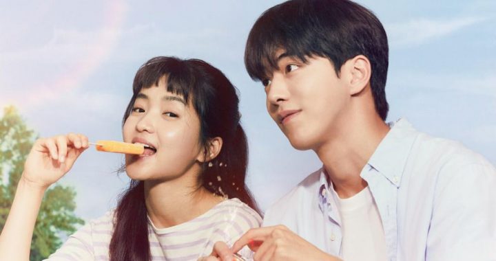 คิมแทรี(Kim Tae Ri) และนัมจูฮยอก(Nam Joo Hyuk) แสดงเคมีที่น่าสนใจในโปสเตอร์สำหรับละครเรื่องใหม่ “Twenty Five, Twenty One”