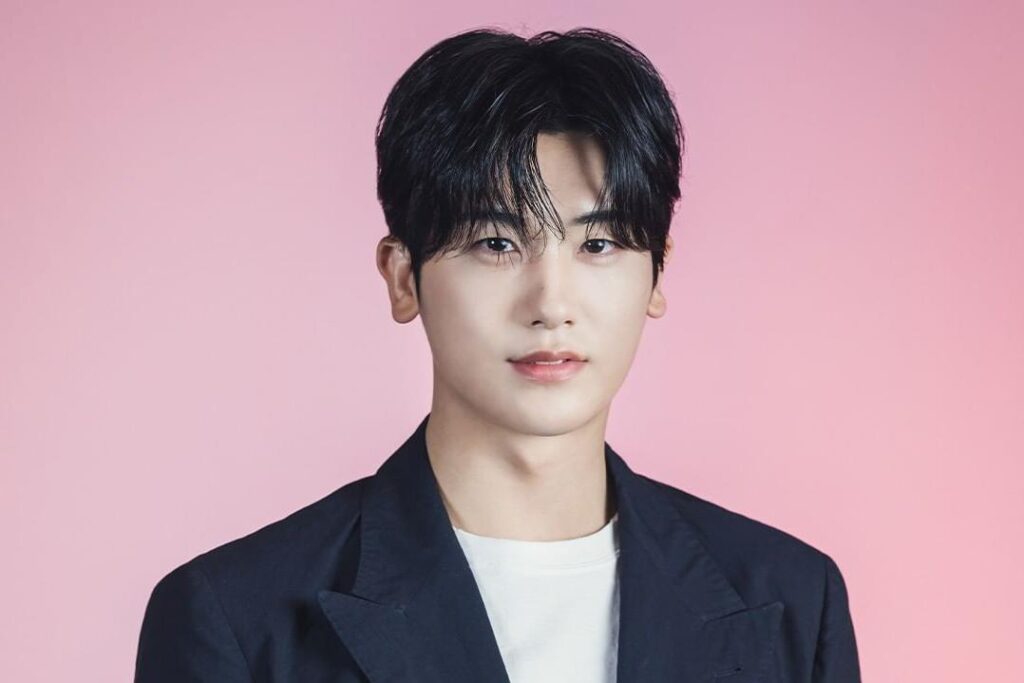 พัคฮยองซิก(Park Hyung Sik)