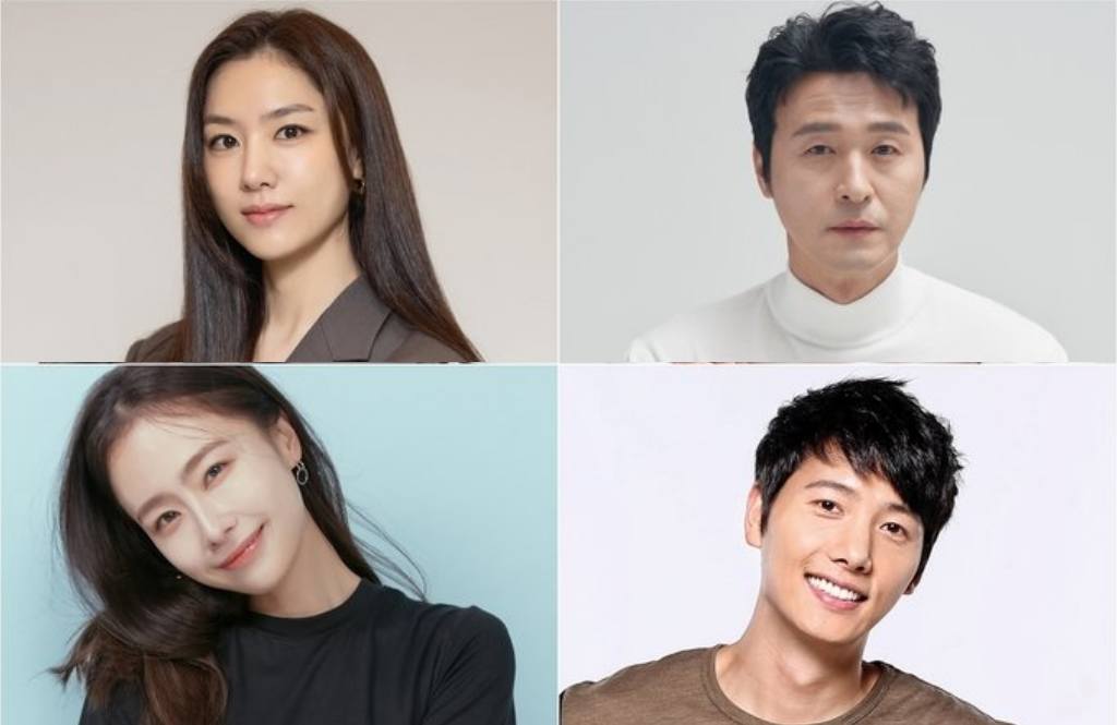 ซอจีฮเย(Seo Ji Hye), อีซังแจ(Lee Sung Jae), ฮงซูฮยอน(Hong Soo Hyun) และอีซังอู(Lee Sang Woo)