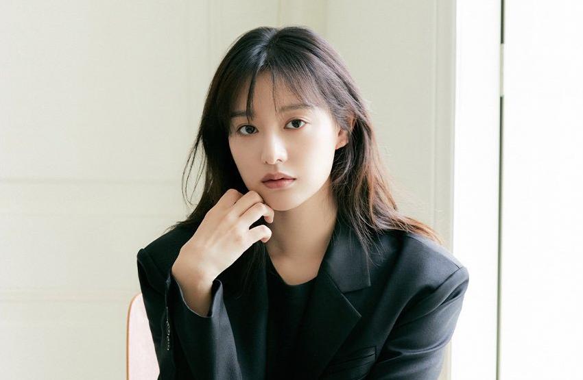 คิมจีวอน(Kim Ji Won)