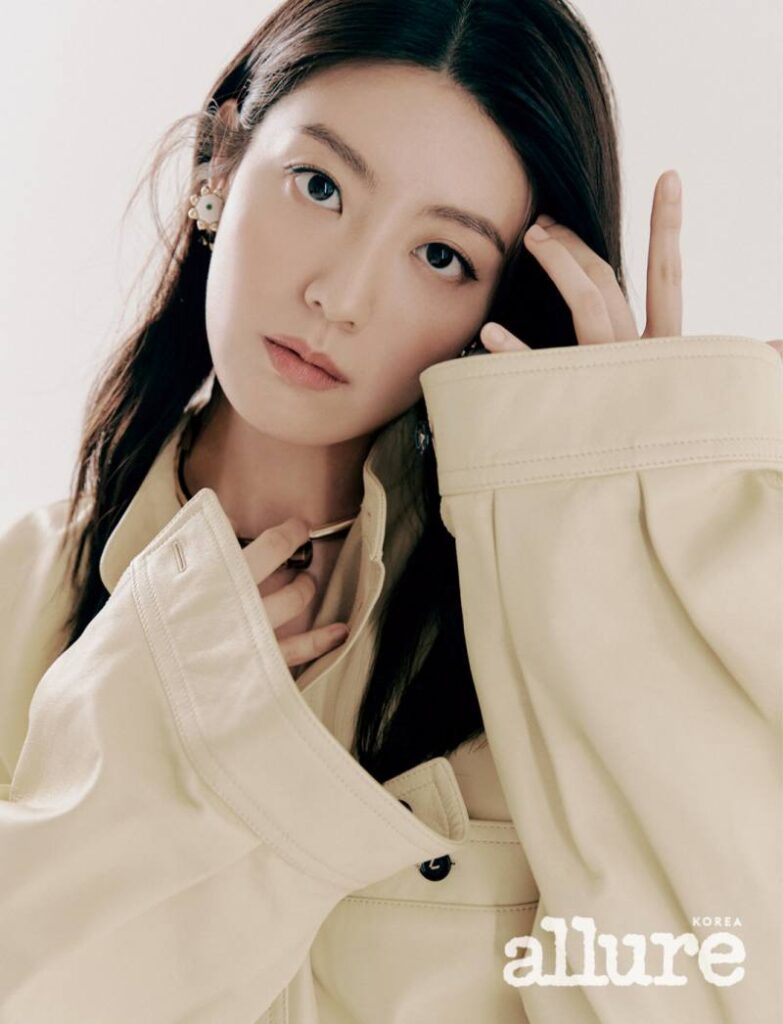 นัมจีฮยอน(Nam Ji Hyun) และคังฮุน(Kang Hoon)