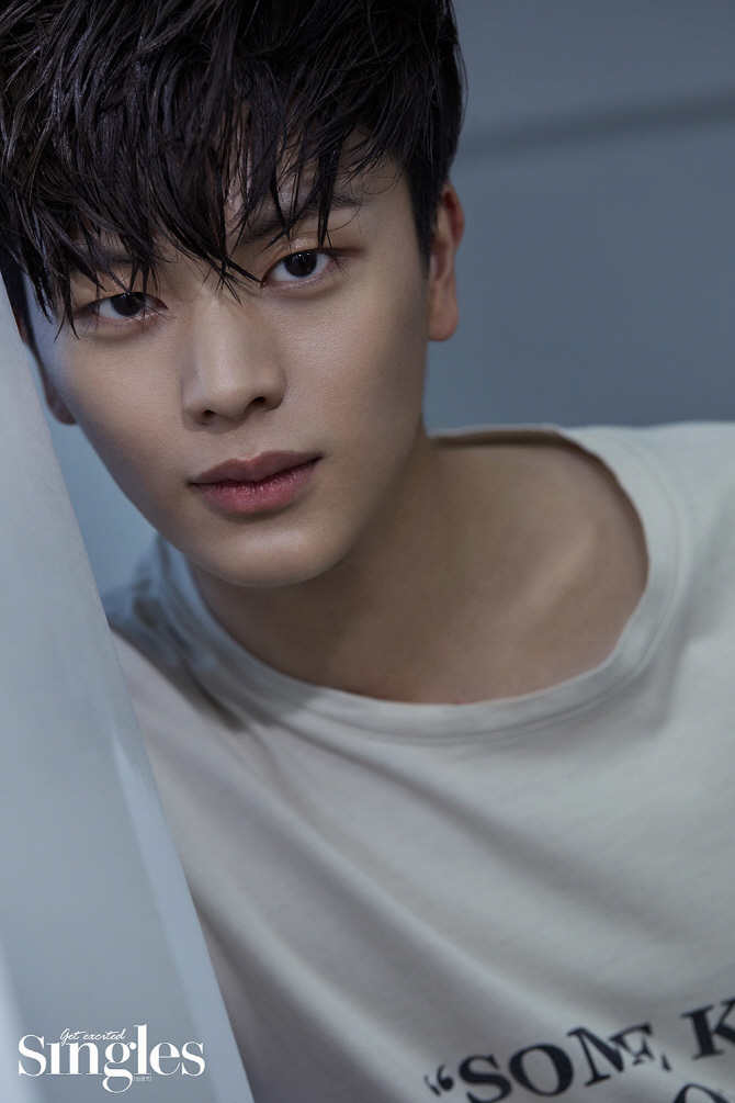 ยุคซองแจ(Yook Sungjae) ดาราเกาหลี