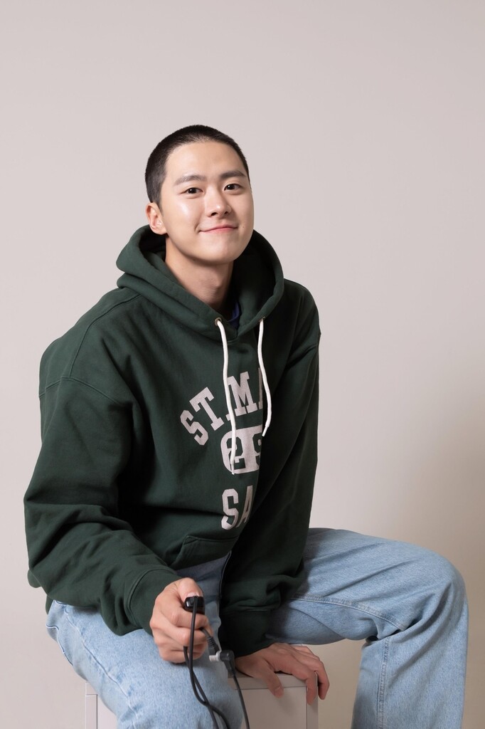 กงมยอง(Gong Myung)