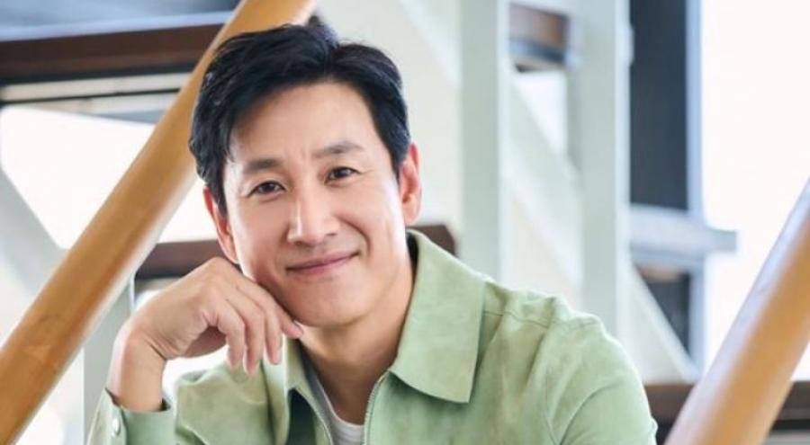 อีซอนกยุน(Lee Sun Gyun)